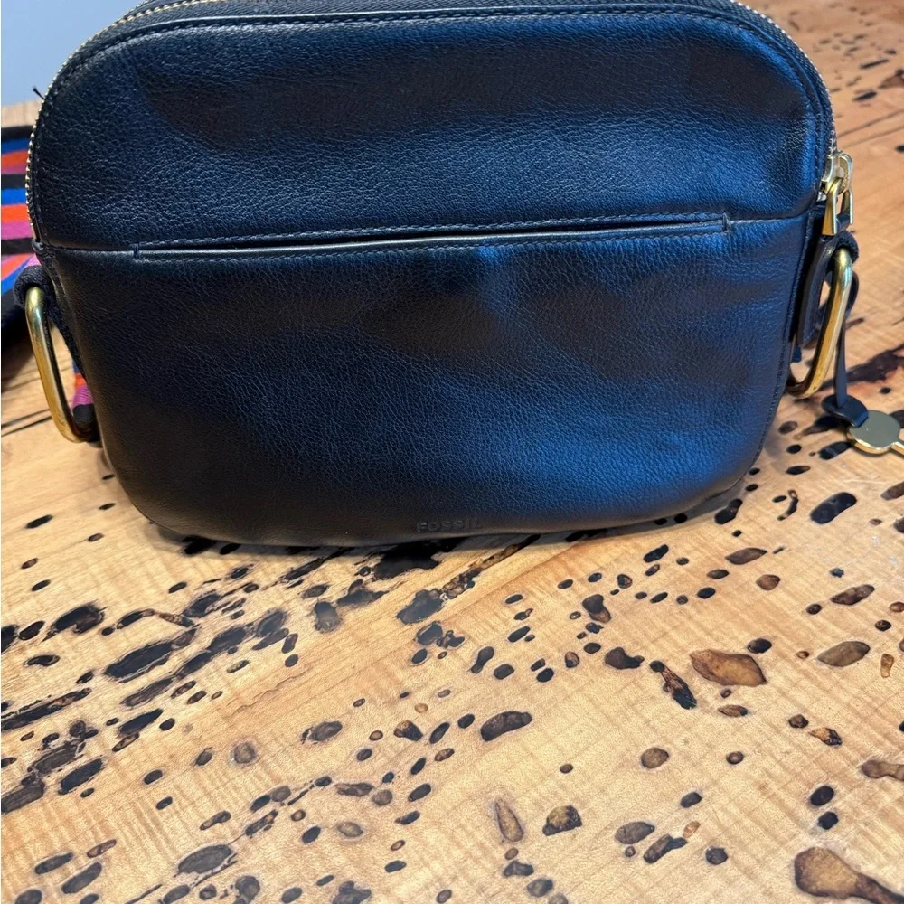 Fossil Black Quilted Crossbody Bag with Multicolor Strap - Picture 5 of 13